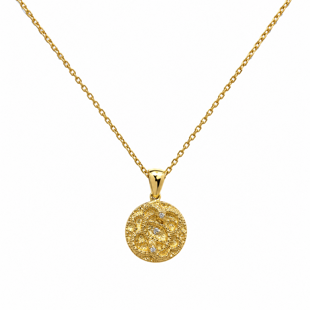 Pozlátený strieborný náhrdelník AMULET