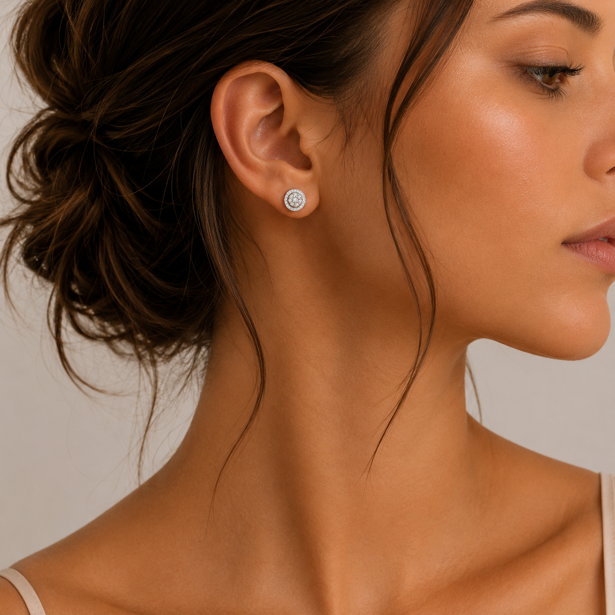 Strieborné šrobovacie náušnice LARA – Obrázok 2