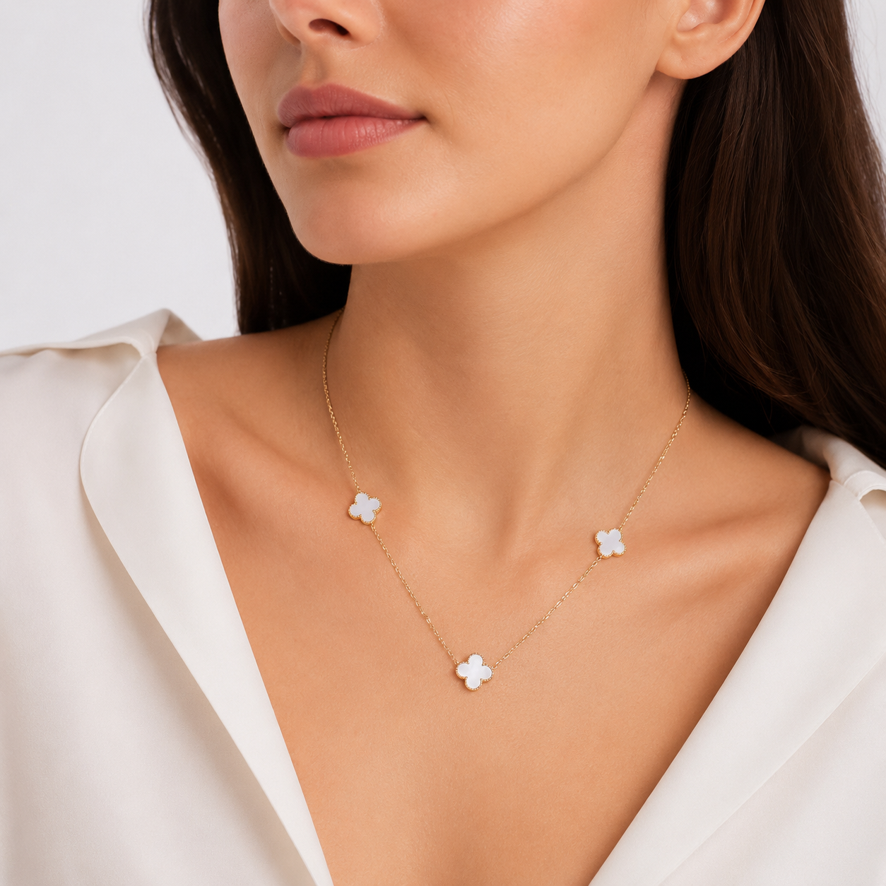 Retiazka štvorlístok WHITE 3x 10mm